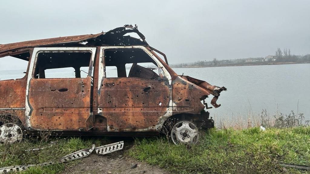 «Прячусь за сараем и беззвучно вою»