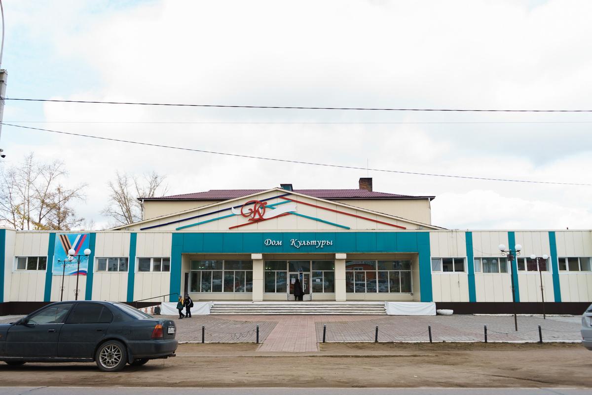 Иволгинский Дом культуры, на время ставший пунктом сбора мобилизованных. Фото: Мария Калашникова