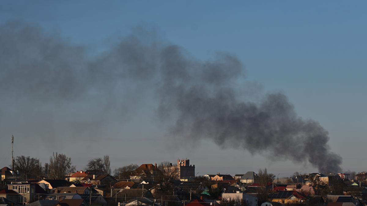 Город, где боятся тишины: непонятно, откуда ждать взрыва